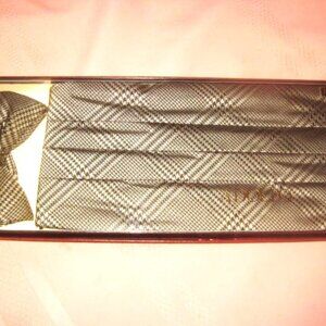 Cummerbund & Tie Set All Silk New In Box Vintage Adolfo Silver & Black